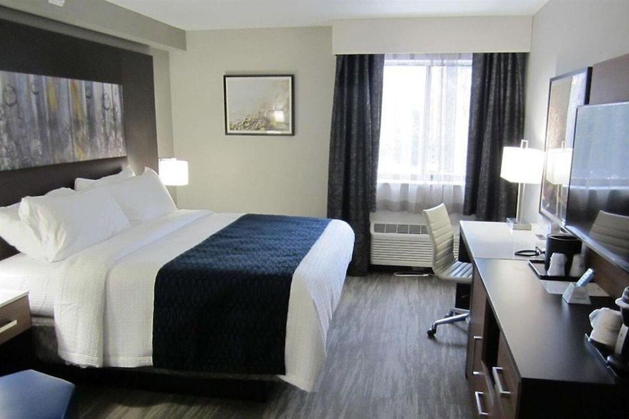 Best Western Atlanta-Marietta Ballpark Hotel Waterford Exterior photo