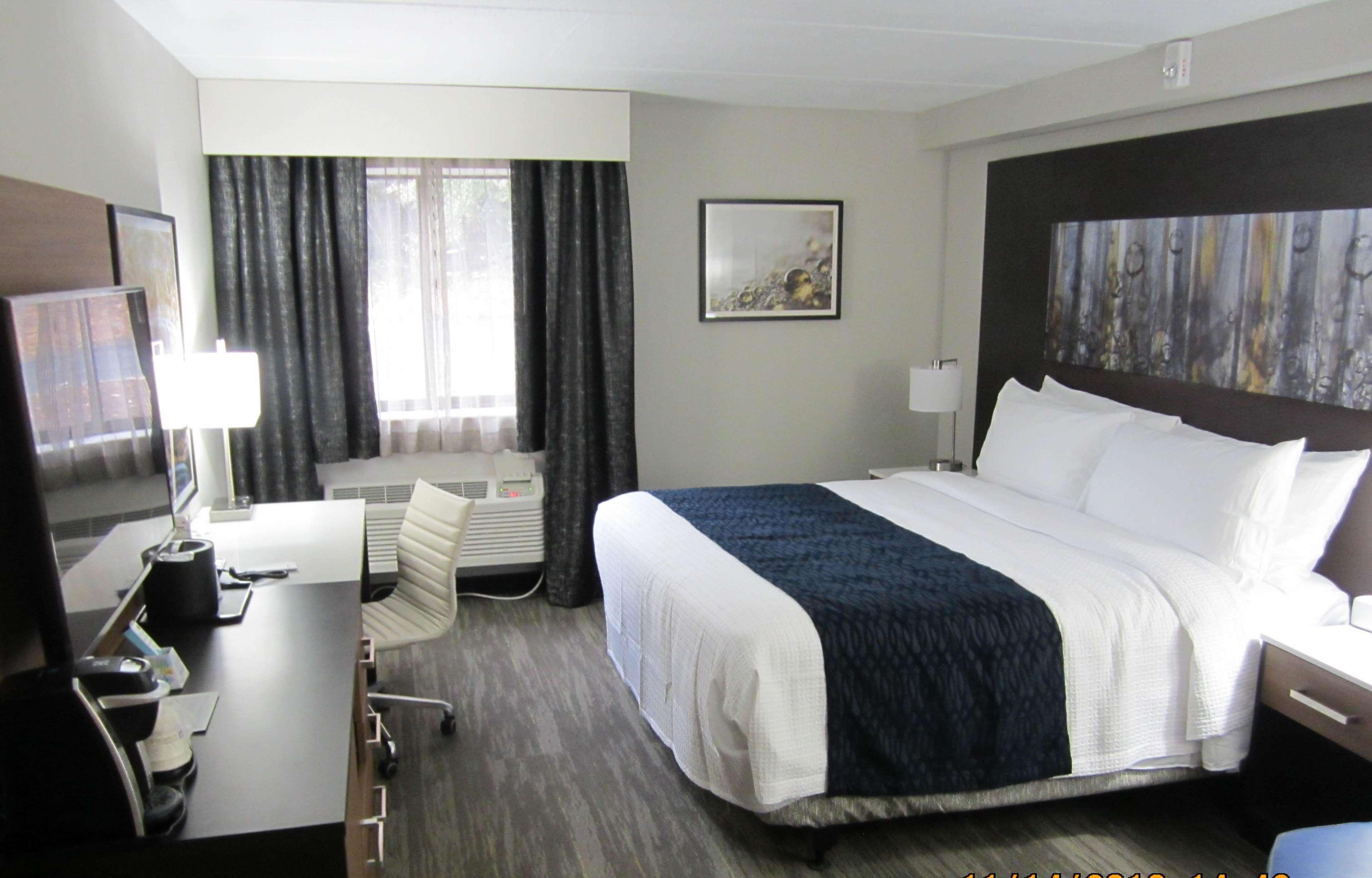 Best Western Atlanta-Marietta Ballpark Hotel Waterford Exterior photo